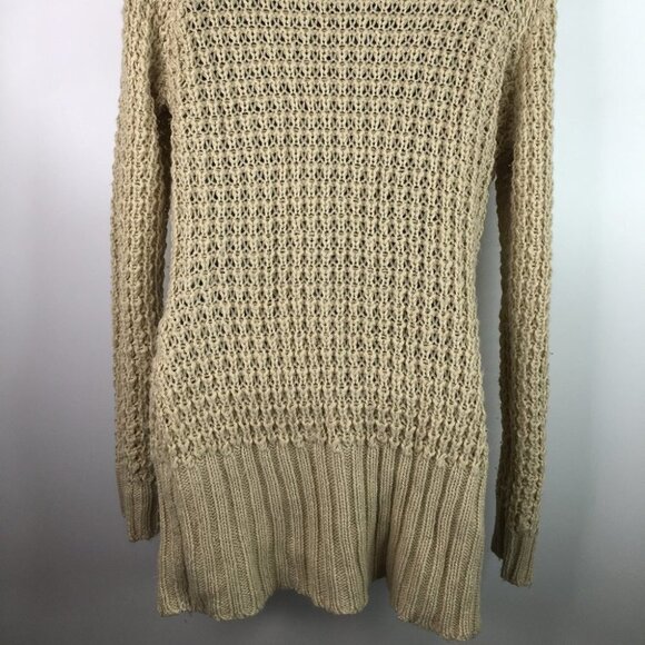 Tan soft deep V sweater Long Sleeve - Picture 4 of 4